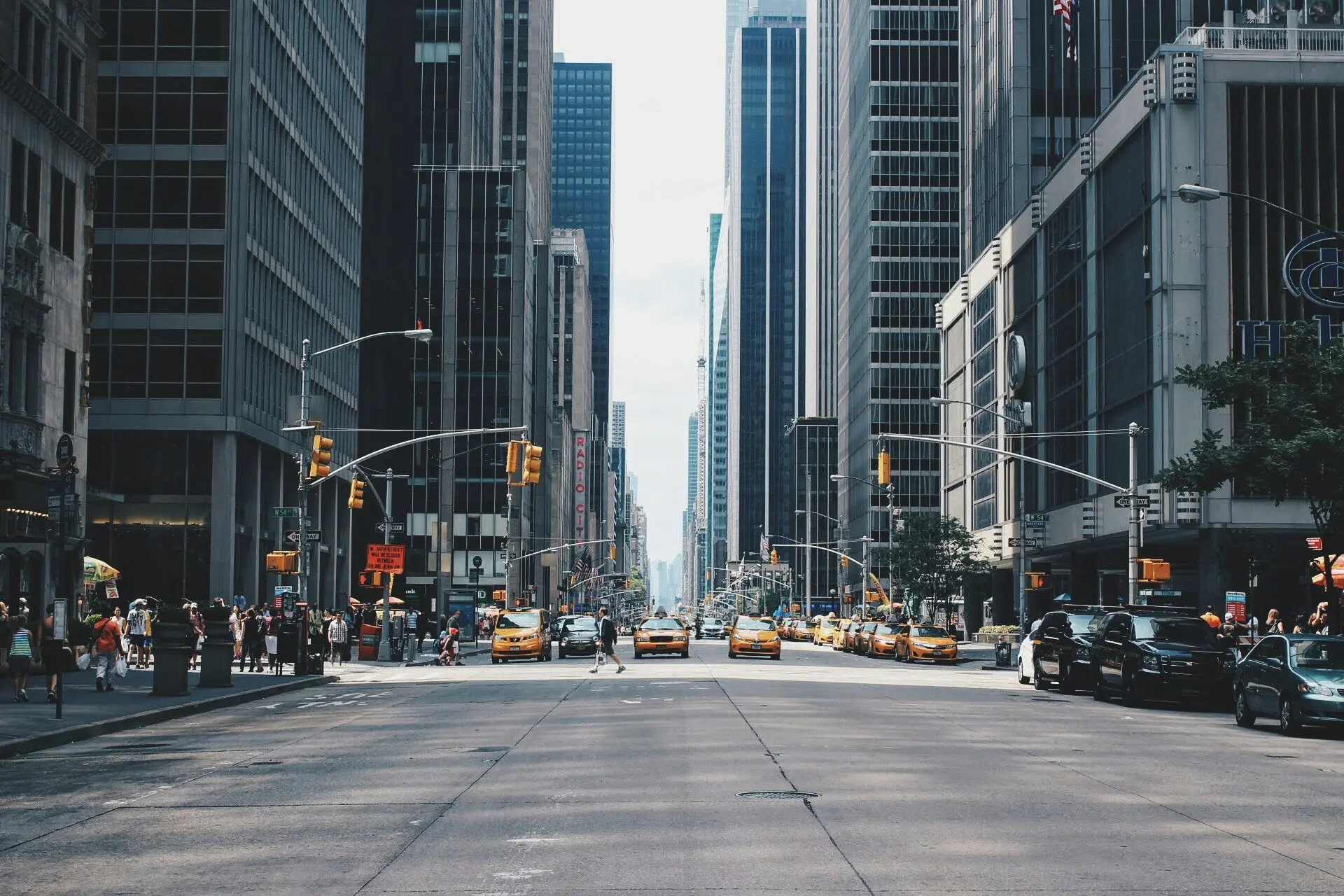 Smarter Streets: How AI-Driven Video Solutions Are Transforming Global Transportation